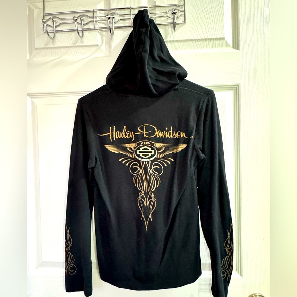 Women’s Harley-Davidson long sleeve t-shirt. 110 year celebration Med